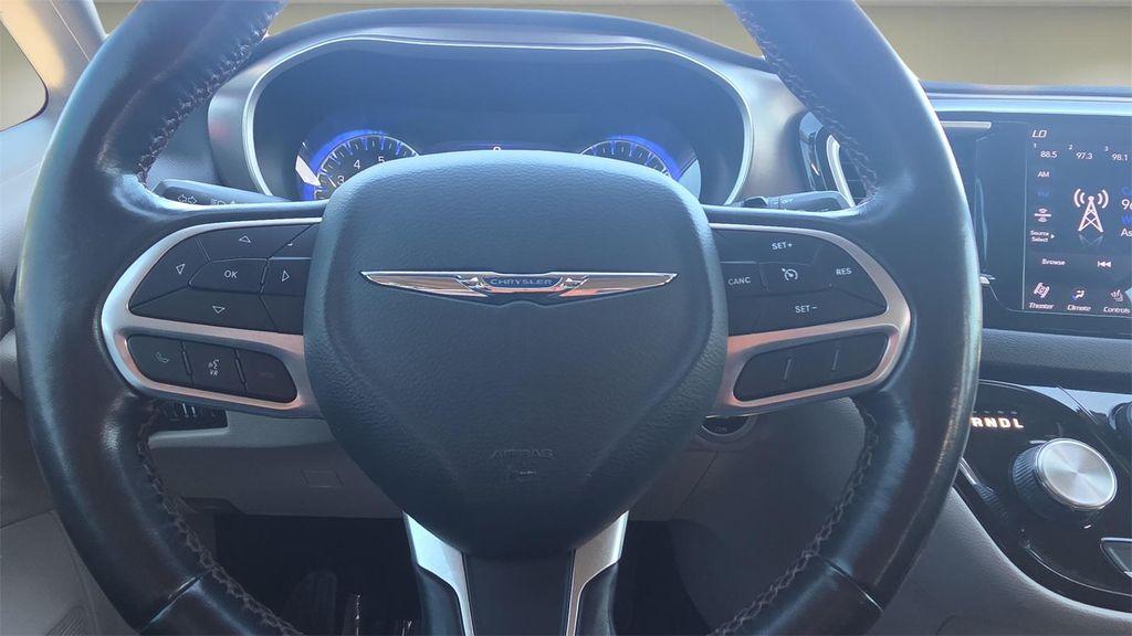 used 2020 Chrysler Pacifica car, priced at $19,998