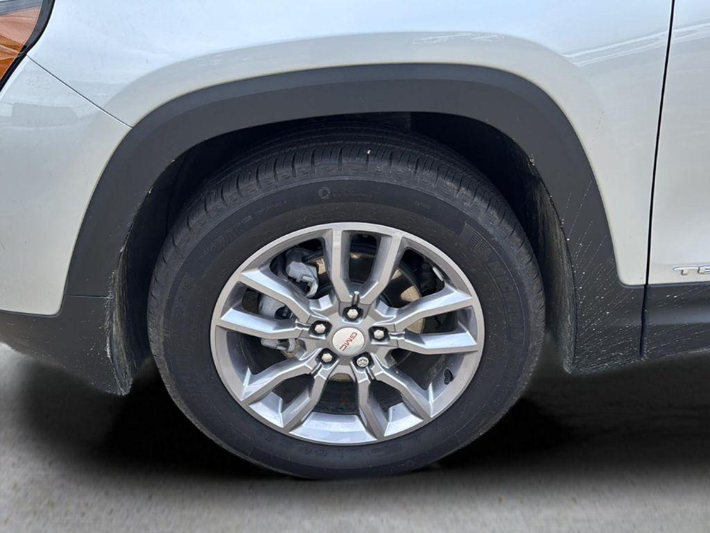 used 2022 GMC Terrain car, priced at $27,632