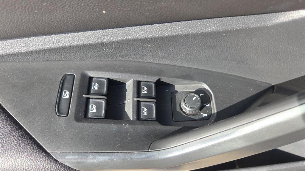 used 2019 Volkswagen Jetta car