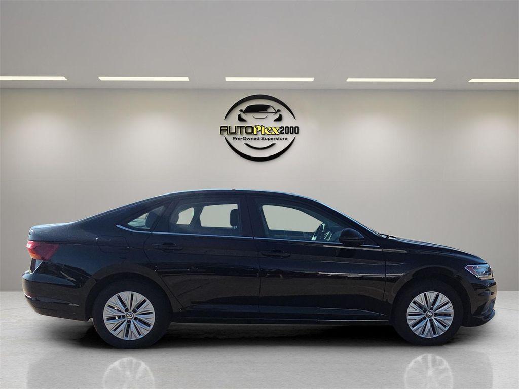 used 2019 Volkswagen Jetta car