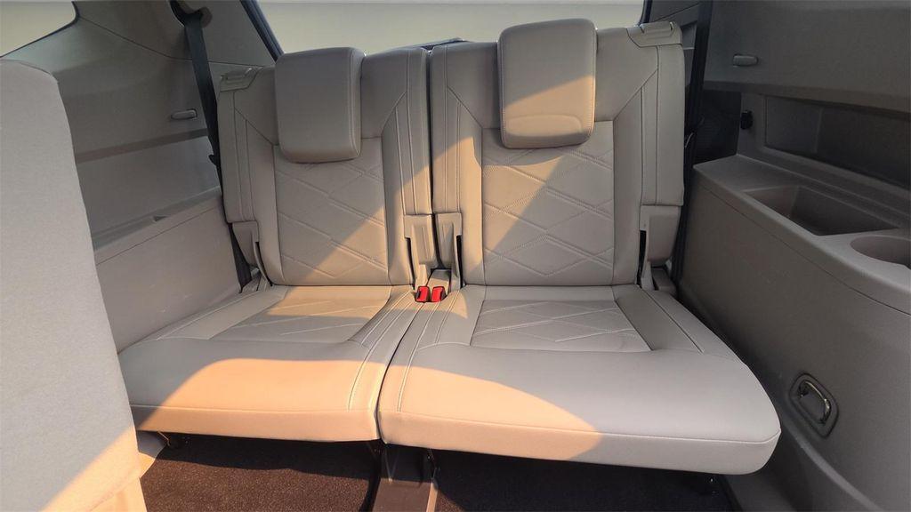 used 2024 Volkswagen Atlas car, priced at $27,634