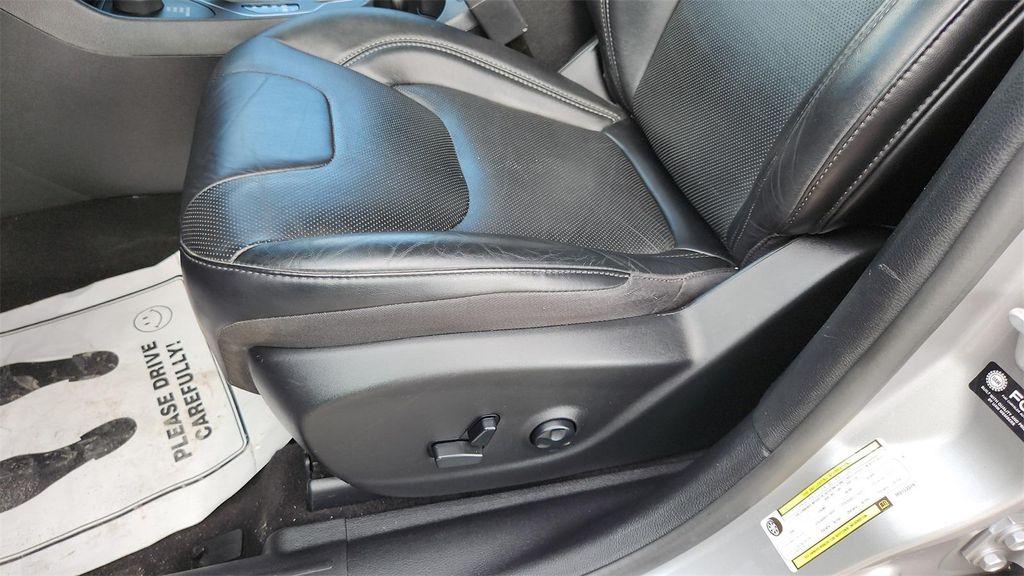 used 2021 Jeep Cherokee car, priced at $19,840