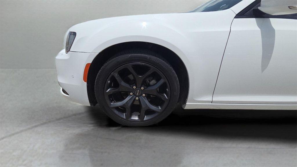 used 2021 Chrysler 300 car, priced at $22,998