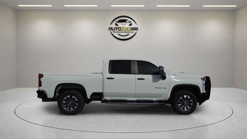 used 2024 Chevrolet Silverado 2500 car, priced at $50,861