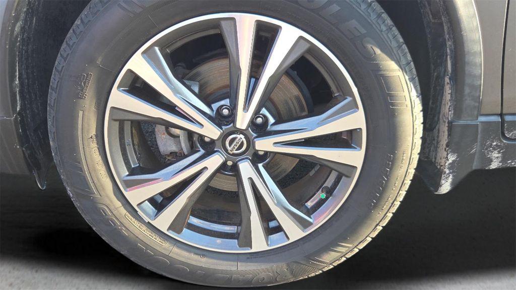 used 2019 Nissan Rogue car, priced at $18,734