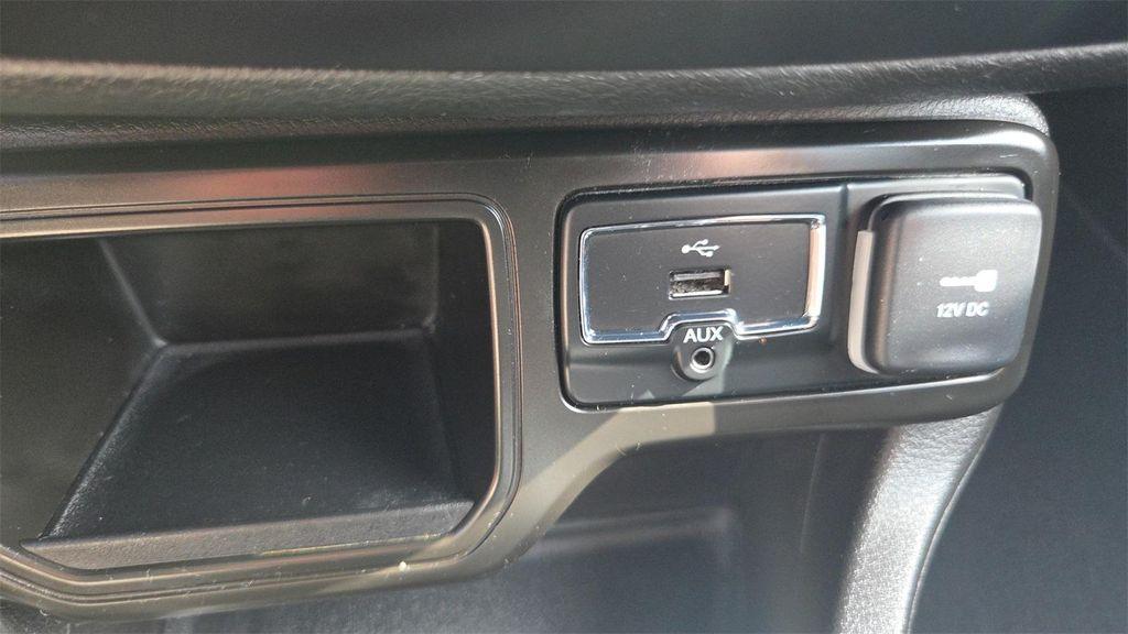 used 2021 Jeep Renegade car, priced at $15,961