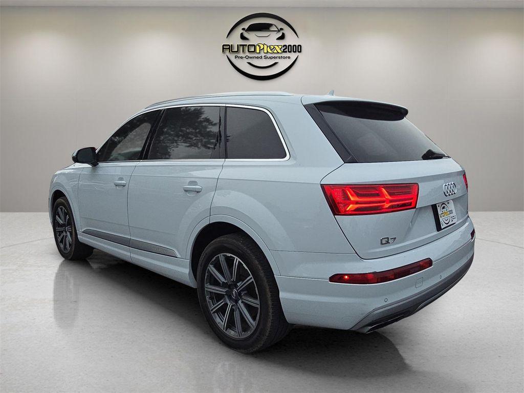 used 2019 Audi Q7 car