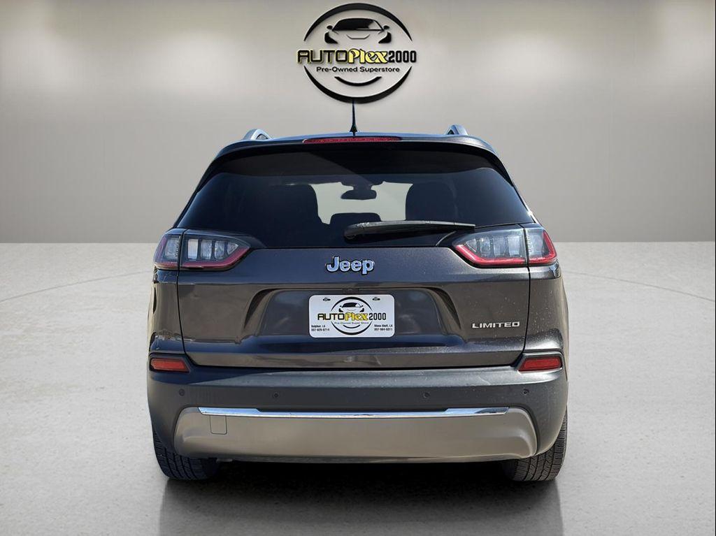 used 2020 Jeep Cherokee car, priced at $17,182