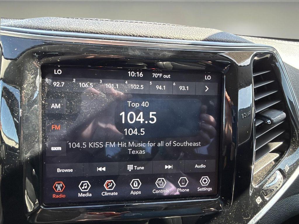 used 2020 Jeep Cherokee car, priced at $17,182