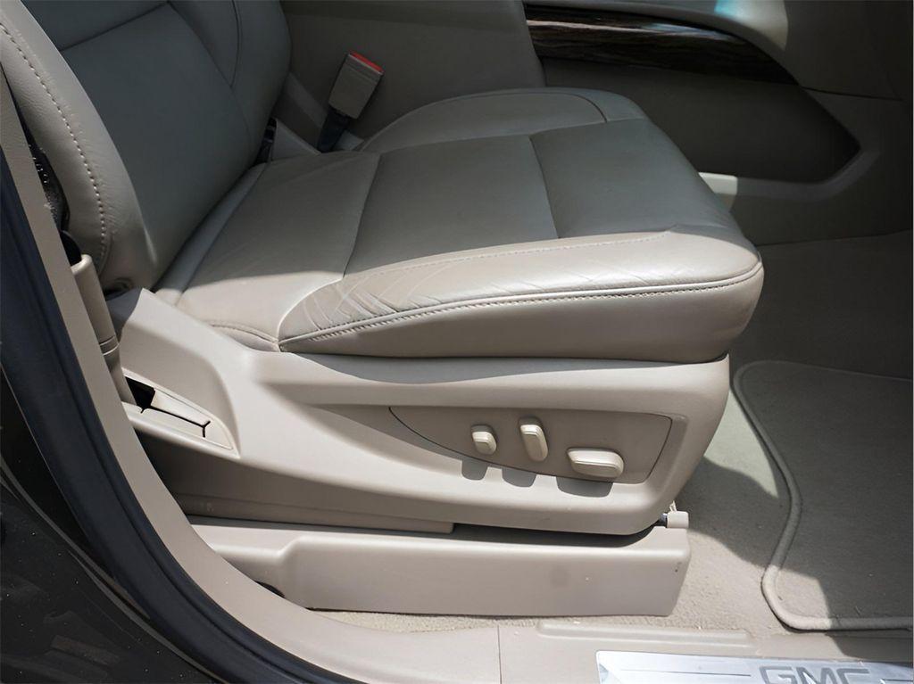 used 2019 GMC Yukon XL car, priced at $23,995