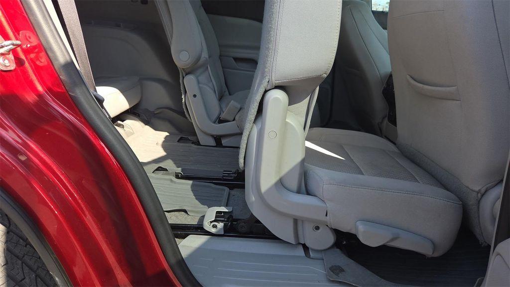 used 2021 GMC Acadia car, priced at $19,175