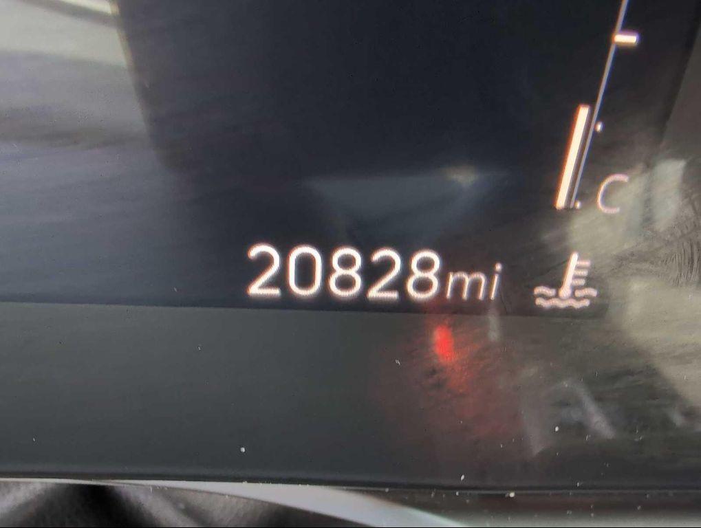 used 2024 Buick Envista car, priced at $25,590
