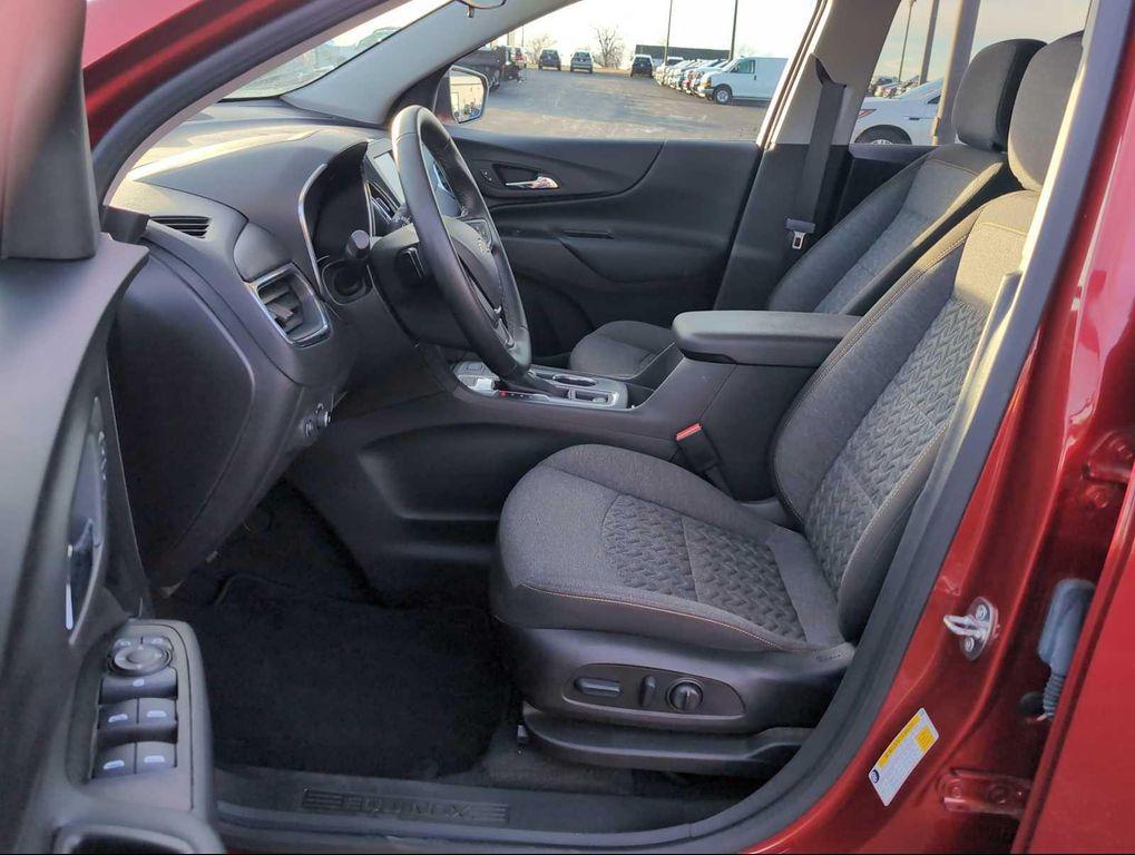 used 2023 Chevrolet Equinox car, priced at $23,490