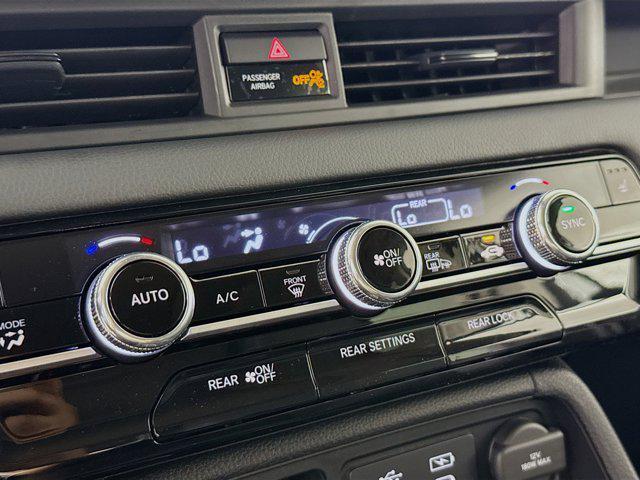 new 2025 Honda Pilot car, priced at $49,510