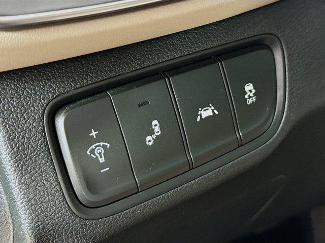 used 2020 Hyundai Santa Fe car, priced at $17,793