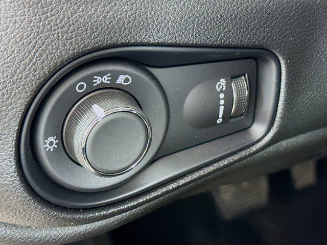 used 2021 Jeep Renegade car, priced at $14,207