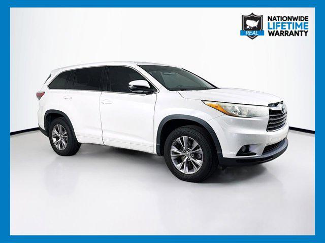 used 2015 Toyota Highlander car, priced at $12,692