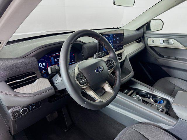 used 2025 Ford Explorer car, priced at $32,779