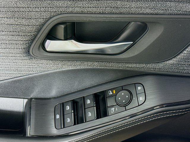 used 2023 Nissan Rogue car, priced at $21,350