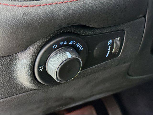 used 2024 Dodge Durango car, priced at $30,303