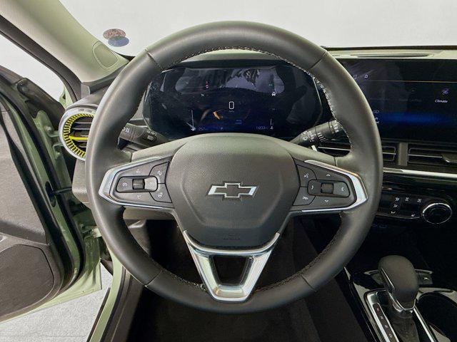 used 2025 Chevrolet Trax car, priced at $23,028