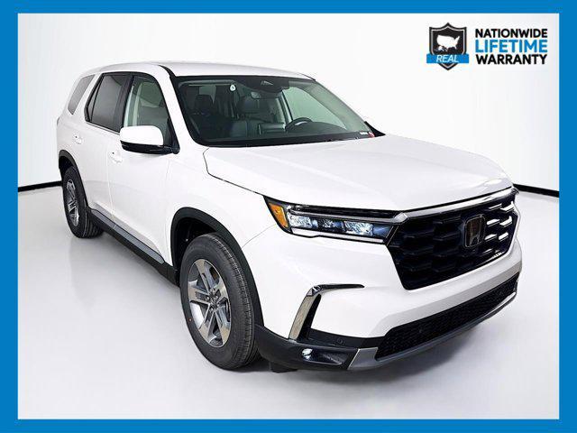 new 2025 Honda Pilot car, priced at $45,564