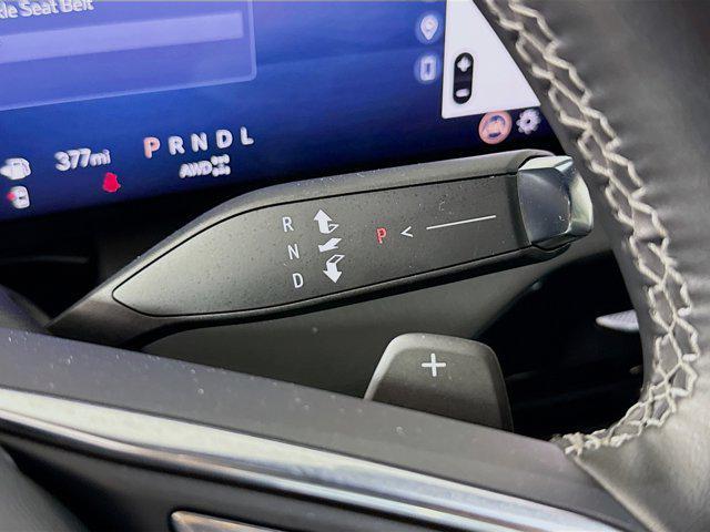 used 2025 Buick Enclave car, priced at $33,491