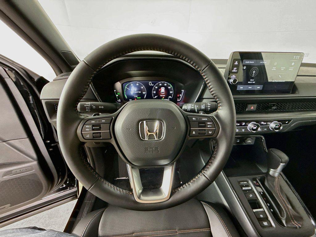 new 2026 Honda CR-V Hybrid car, priced at $40,405