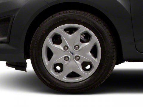 used 2013 Ford Fiesta car