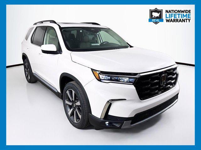 new 2025 Honda Pilot car, priced at $55,760
