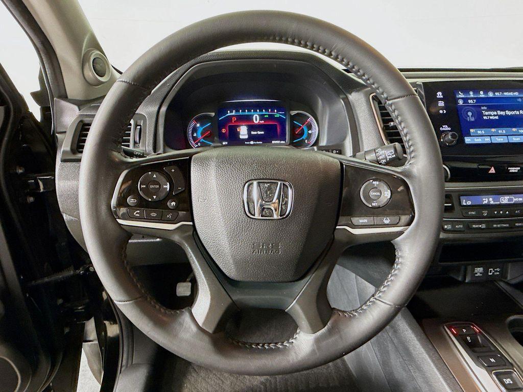 used 2022 Honda Pilot car, priced at $26,060