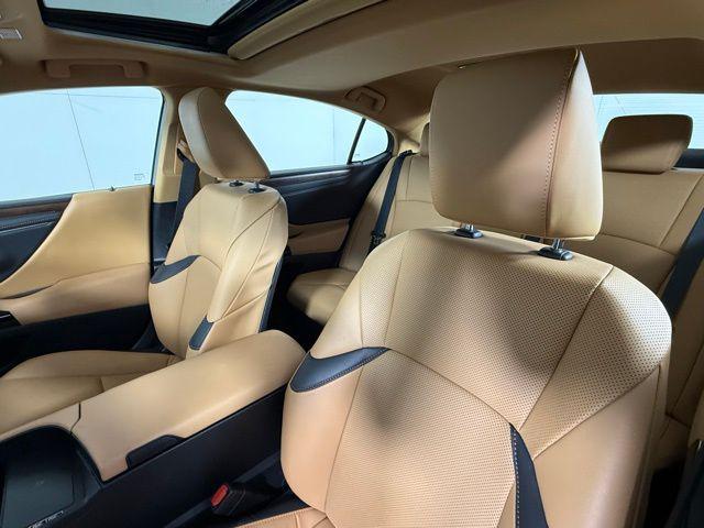 used 2025 Lexus ES 300h car, priced at $45,790
