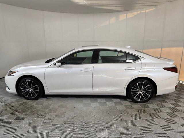 used 2025 Lexus ES 300h car, priced at $43,990