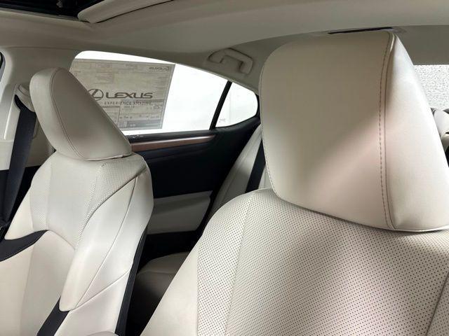 new 2025 Lexus ES 350 car, priced at $48,684