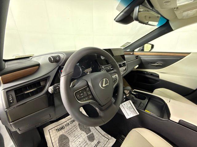 new 2025 Lexus ES 350 car, priced at $48,684