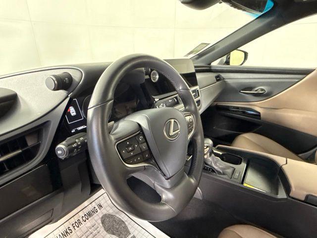 used 2025 Lexus ES 350 car, priced at $42,990