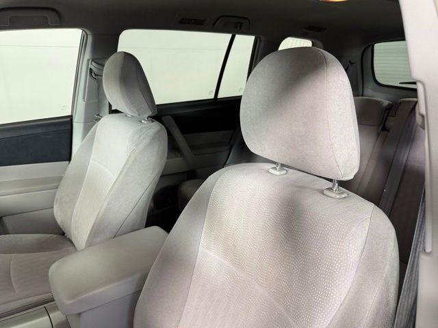 used 2013 Toyota Highlander car, priced at $17,018