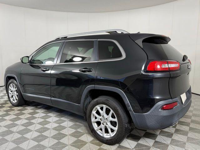 used 2015 Jeep Cherokee car, priced at $11,890