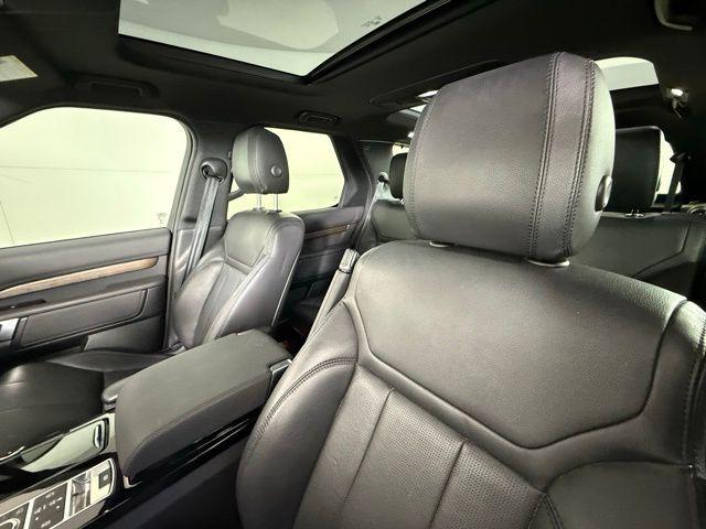 used 2020 Land Rover Discovery car, priced at $17,990