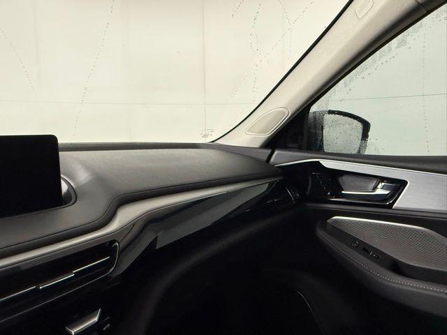 used 2024 Acura MDX car, priced at $41,990