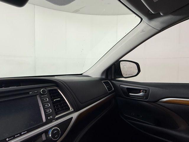 used 2018 Toyota Highlander car, priced at $20,690