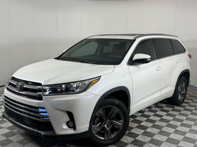used 2018 Toyota Highlander car, priced at $20,690