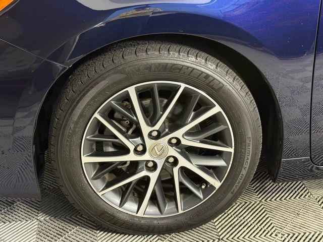 used 2018 Lexus ES 350 car, priced at $23,890