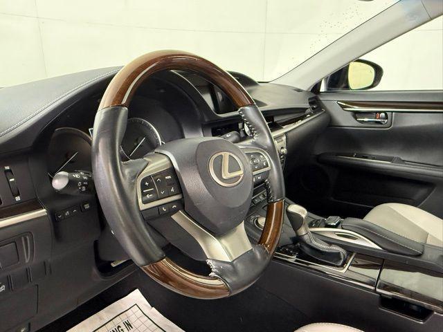 used 2018 Lexus ES 350 car, priced at $23,890