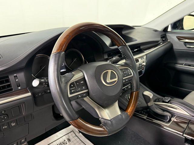 used 2018 Lexus ES 350 car, priced at $23,890