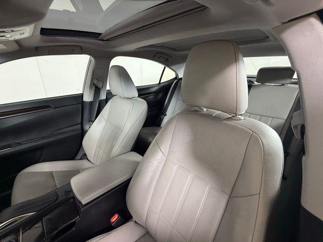 used 2018 Lexus ES 350 car, priced at $23,890