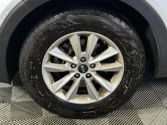 used 2020 Kia Sorento car, priced at $15,890