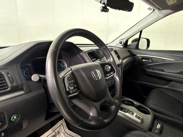 used 2022 Honda Pilot car, priced at $26,890