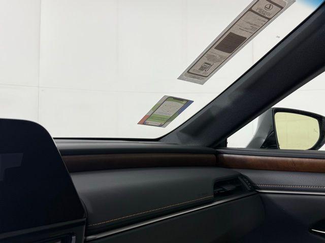 new 2025 Lexus ES 350 car, priced at $48,684