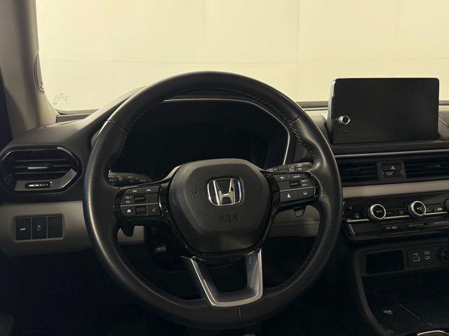 used 2025 Honda Pilot car, priced at $39,390